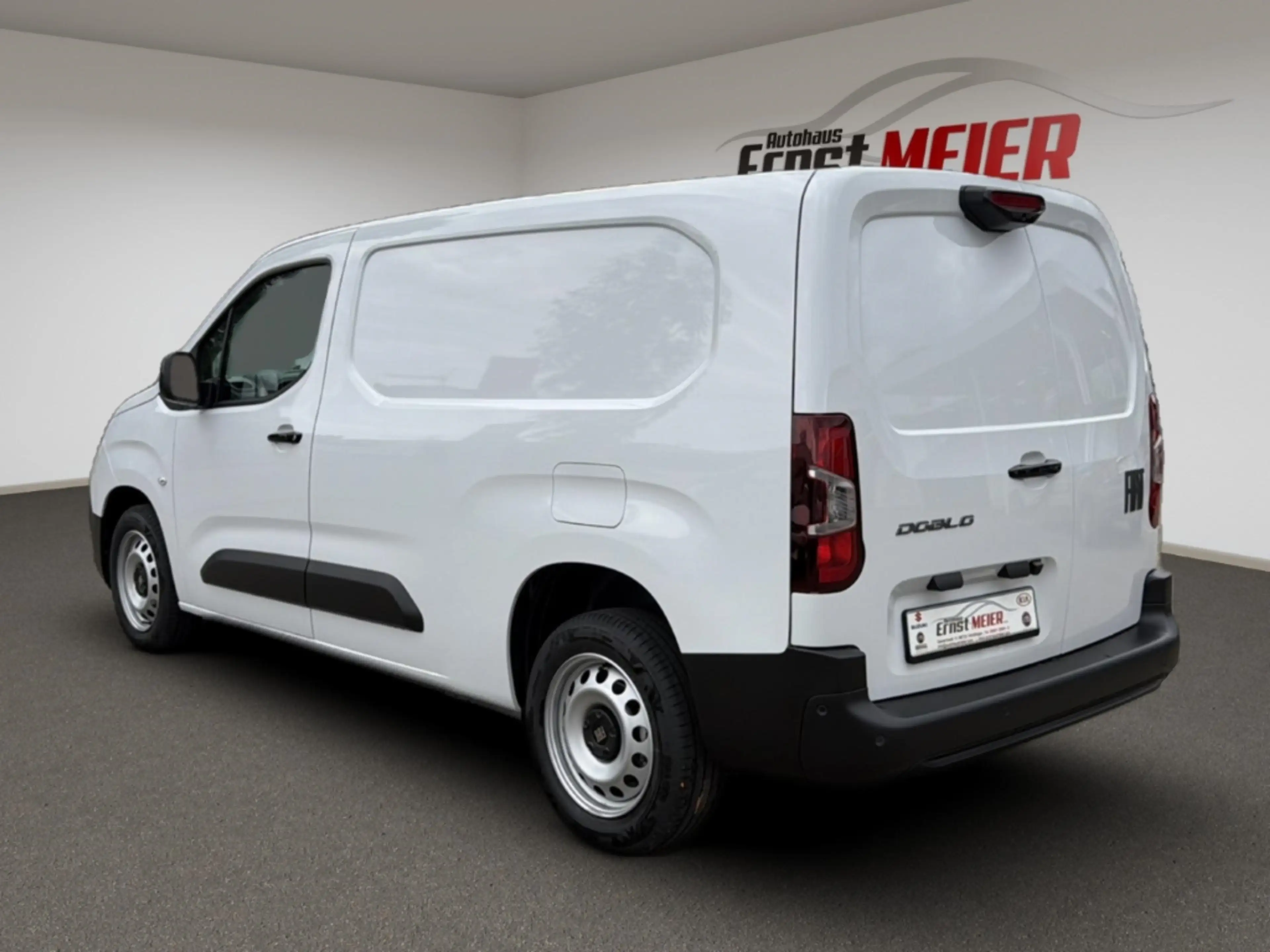 Fiat Doblo XL Kastenwagen 1.5 Diesel MT NAVI+KLIMA+KOMFORTSIT — photo 3
