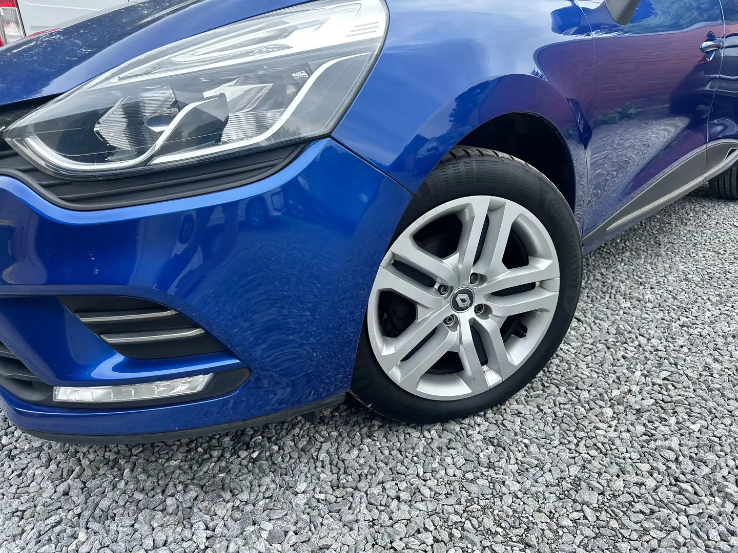 Renault Clio 1.2i Life / 1er Propriétaire / Garantie Bleu - 2