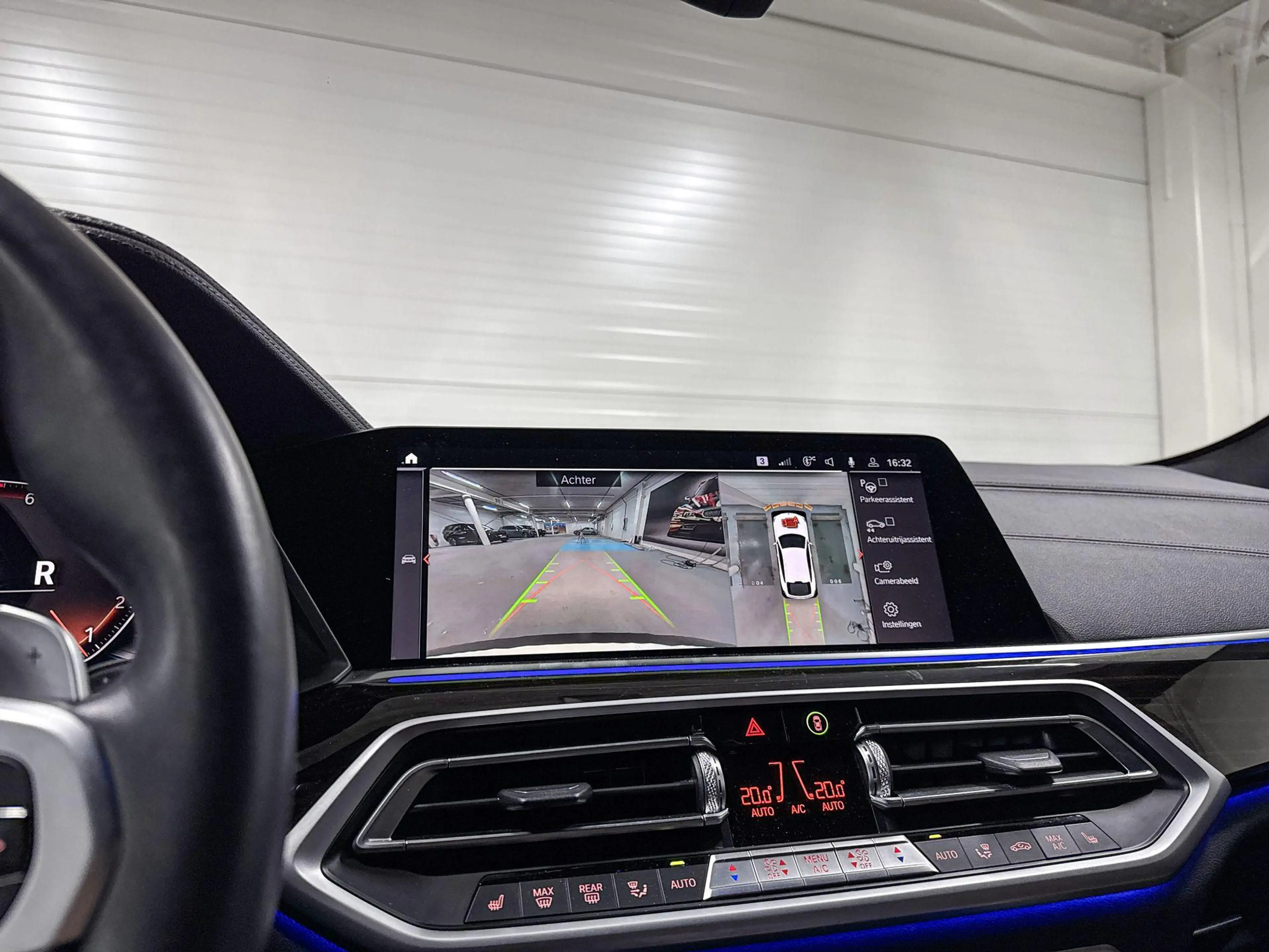 BMW X6 xDrive40i High Executive — photo 13