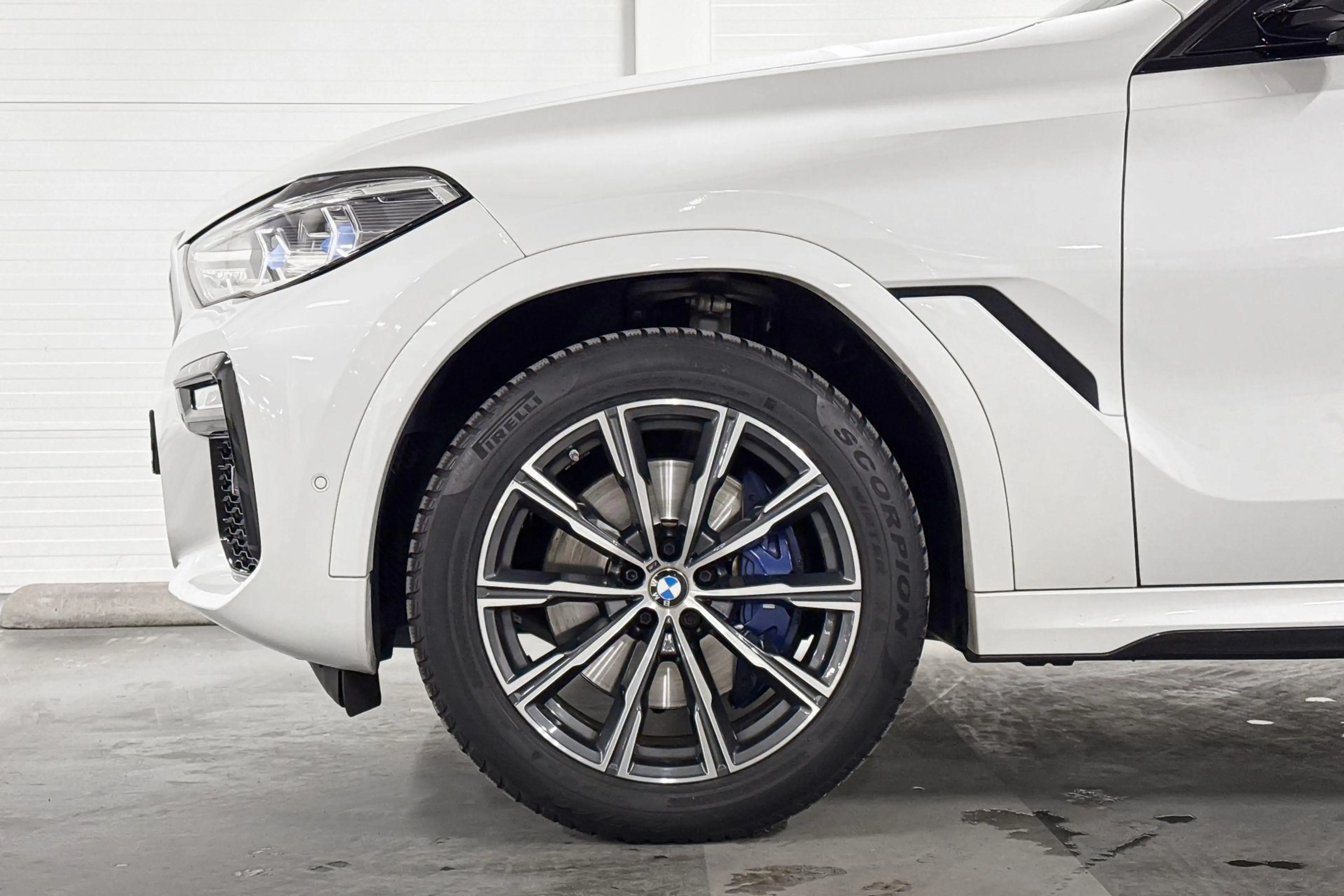 BMW X6 xDrive40i High Executive — photo 4