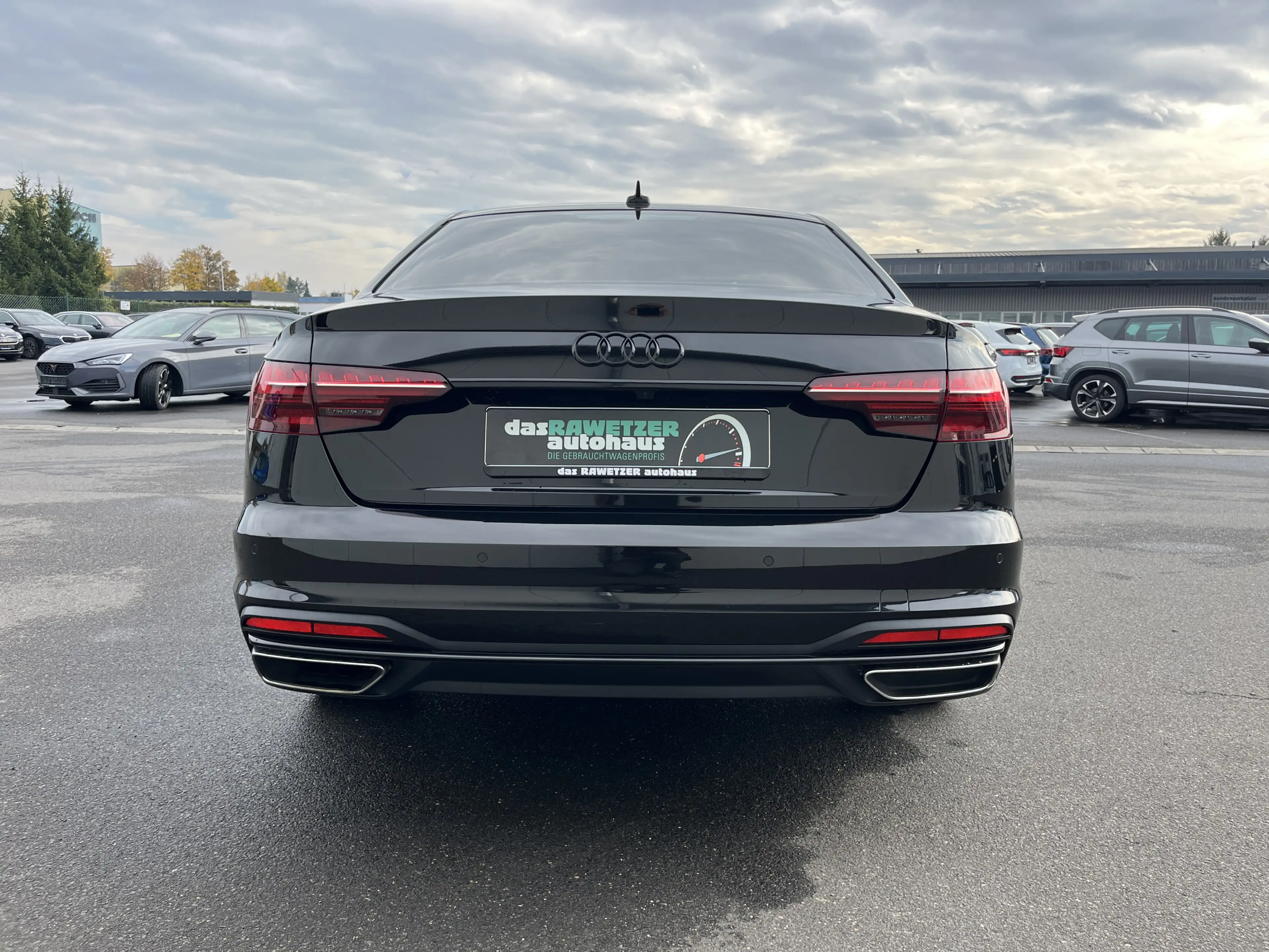 Audi A4 40 2.0 TDI quattro S tronic advanced 163€ m.20% — photo 9
