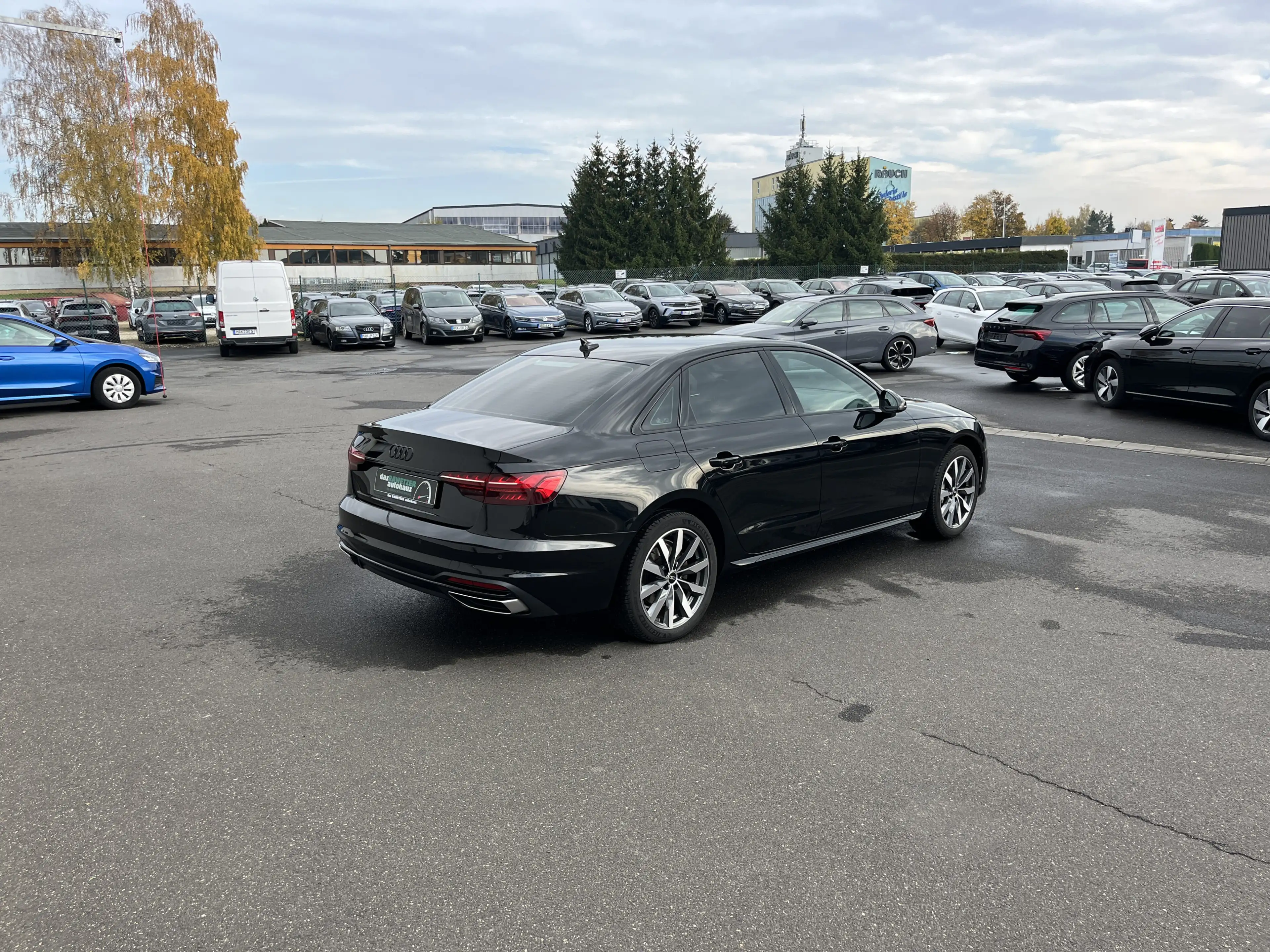 Audi A4 40 2.0 TDI quattro S tronic advanced 163€ m.20% — photo 8