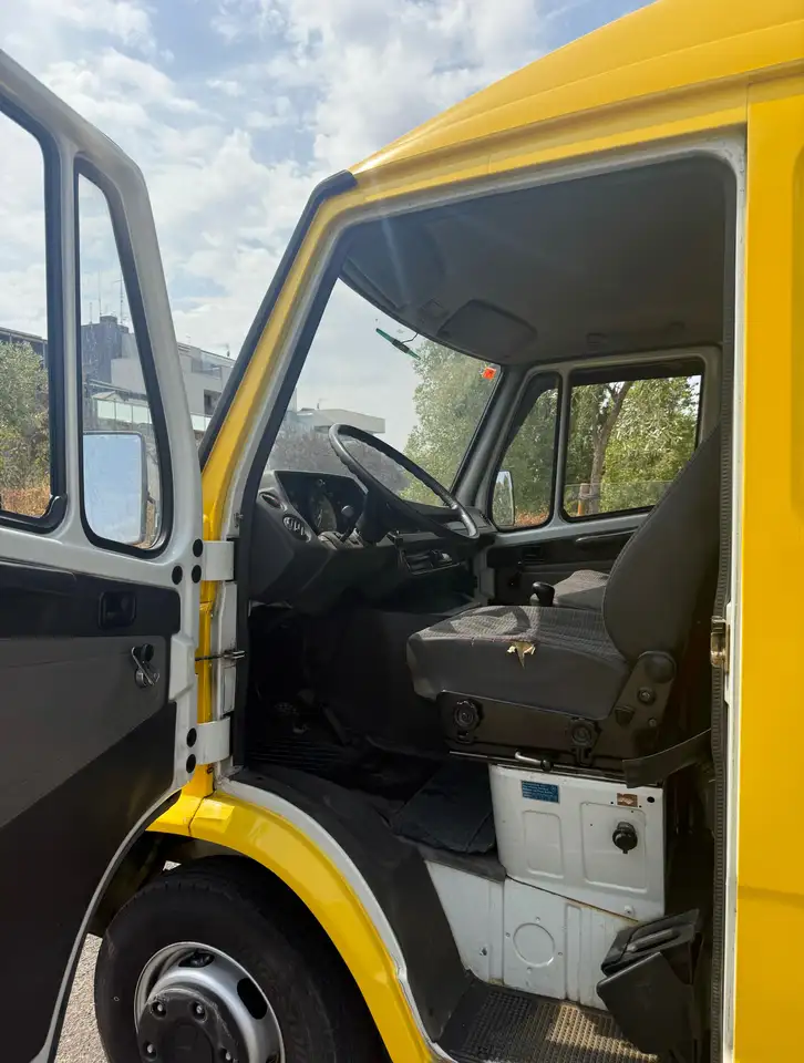 Mercedes-Benz T1 410d, foto 11