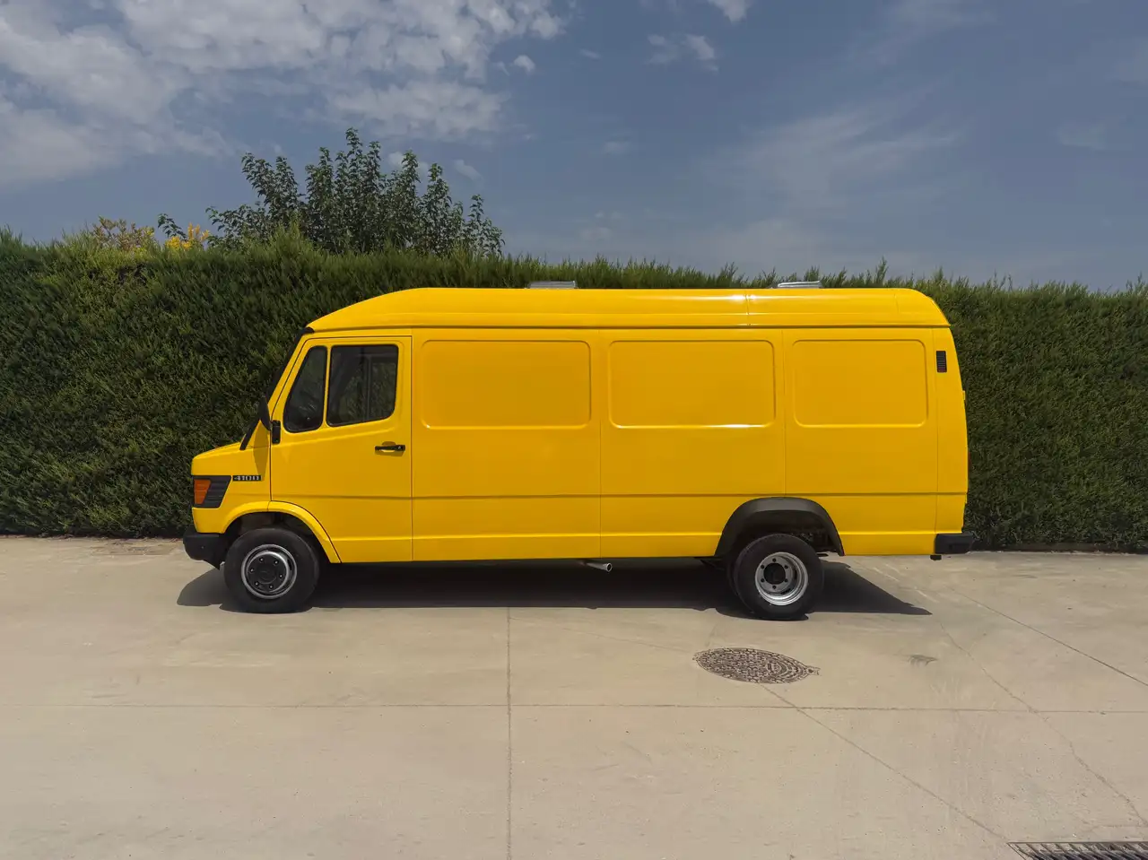Mercedes-Benz T1 410d, foto 3