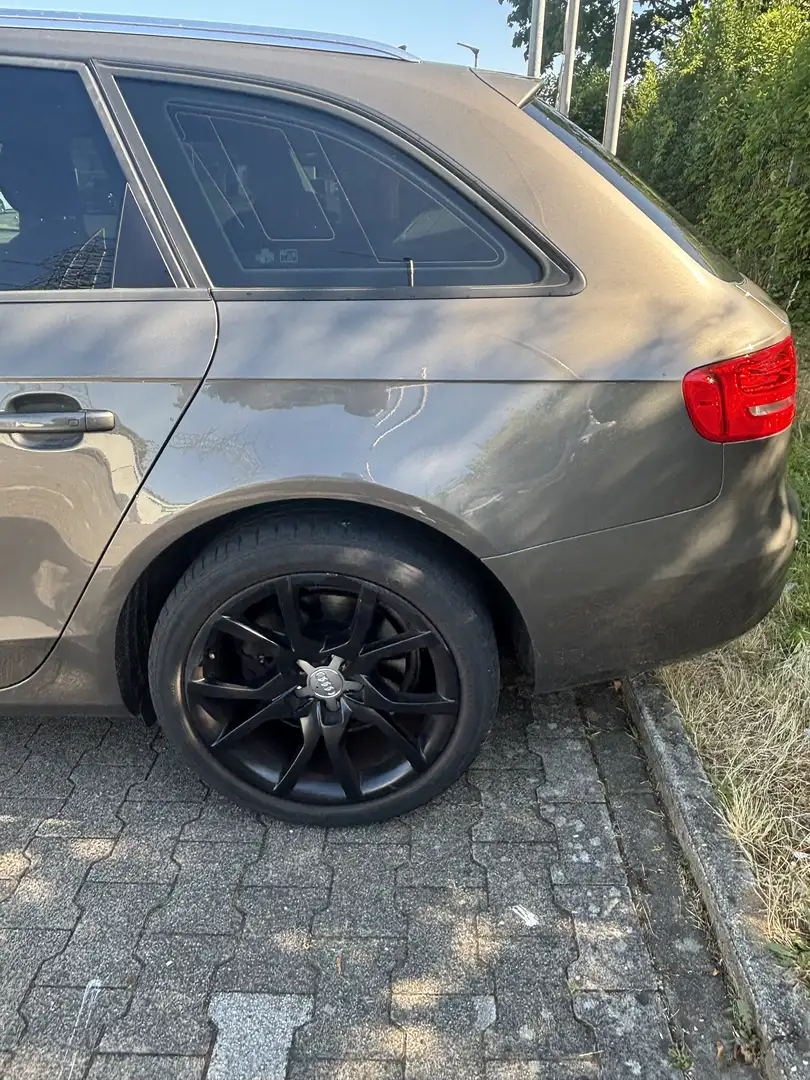 Audi A4 Avant 2.0 TDI DPF clean diesel multitronic Ambient - 2