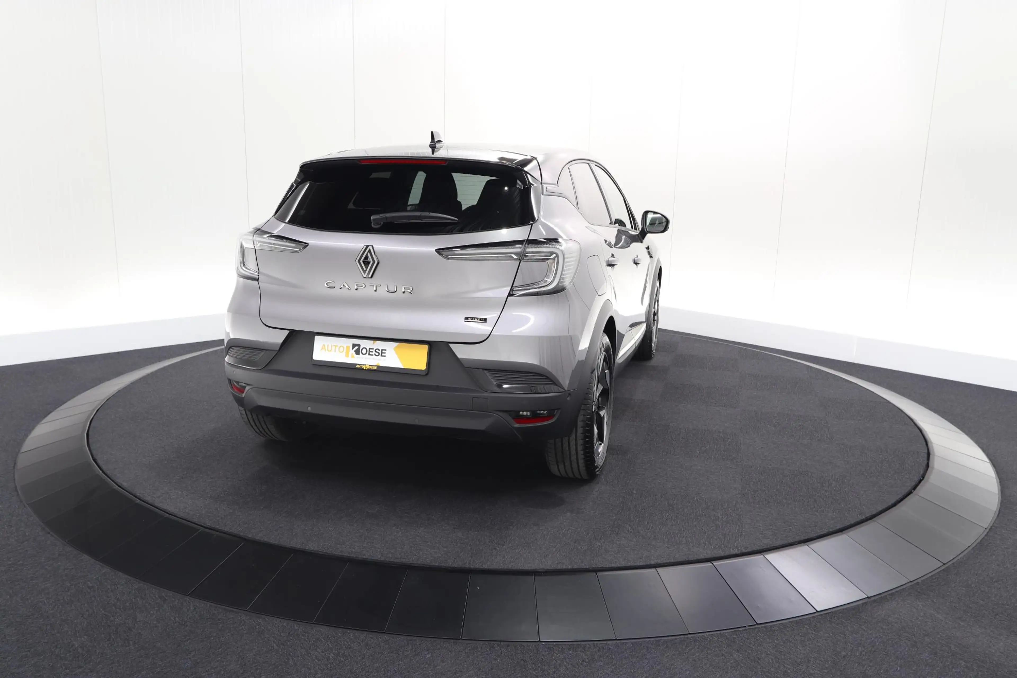 Renault Captur 1.8 E-Tech Full Hybrid 160 Techno | Camera | Adapt — photo 10