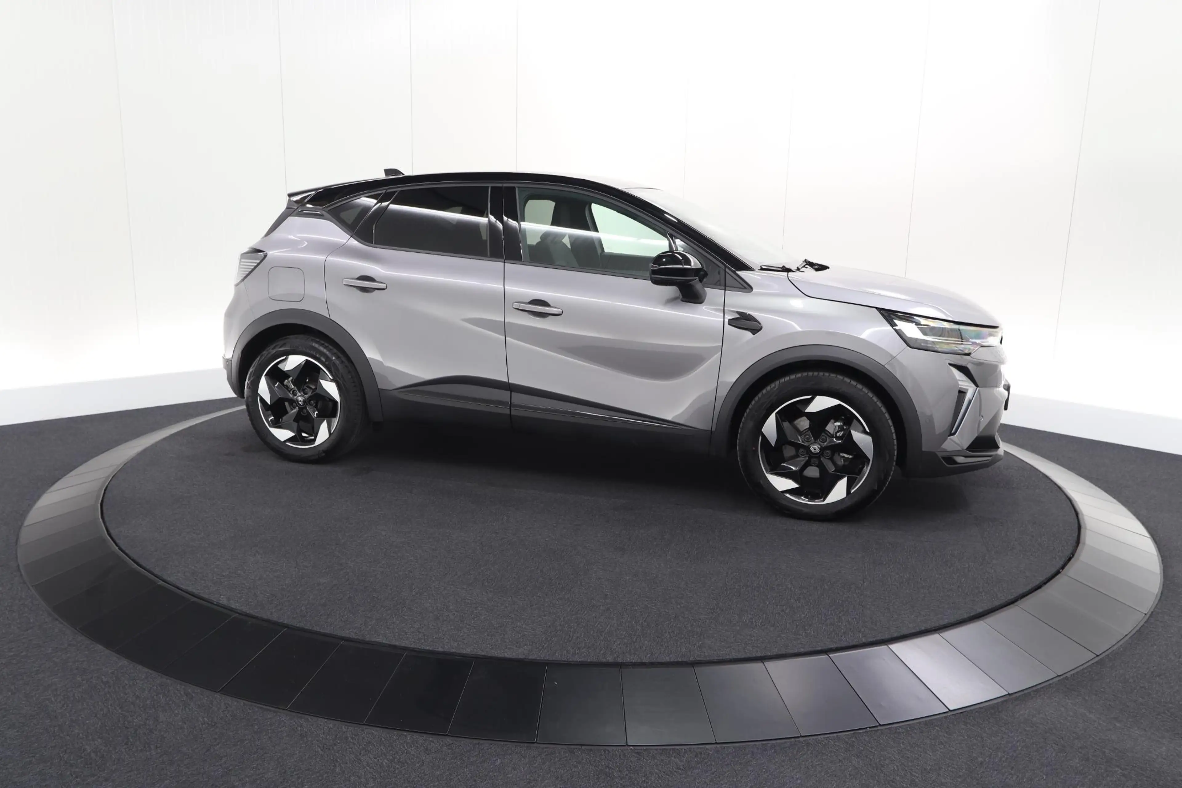 Renault Captur 1.8 E-Tech Full Hybrid 160 Techno | Camera | Adapt — photo 7