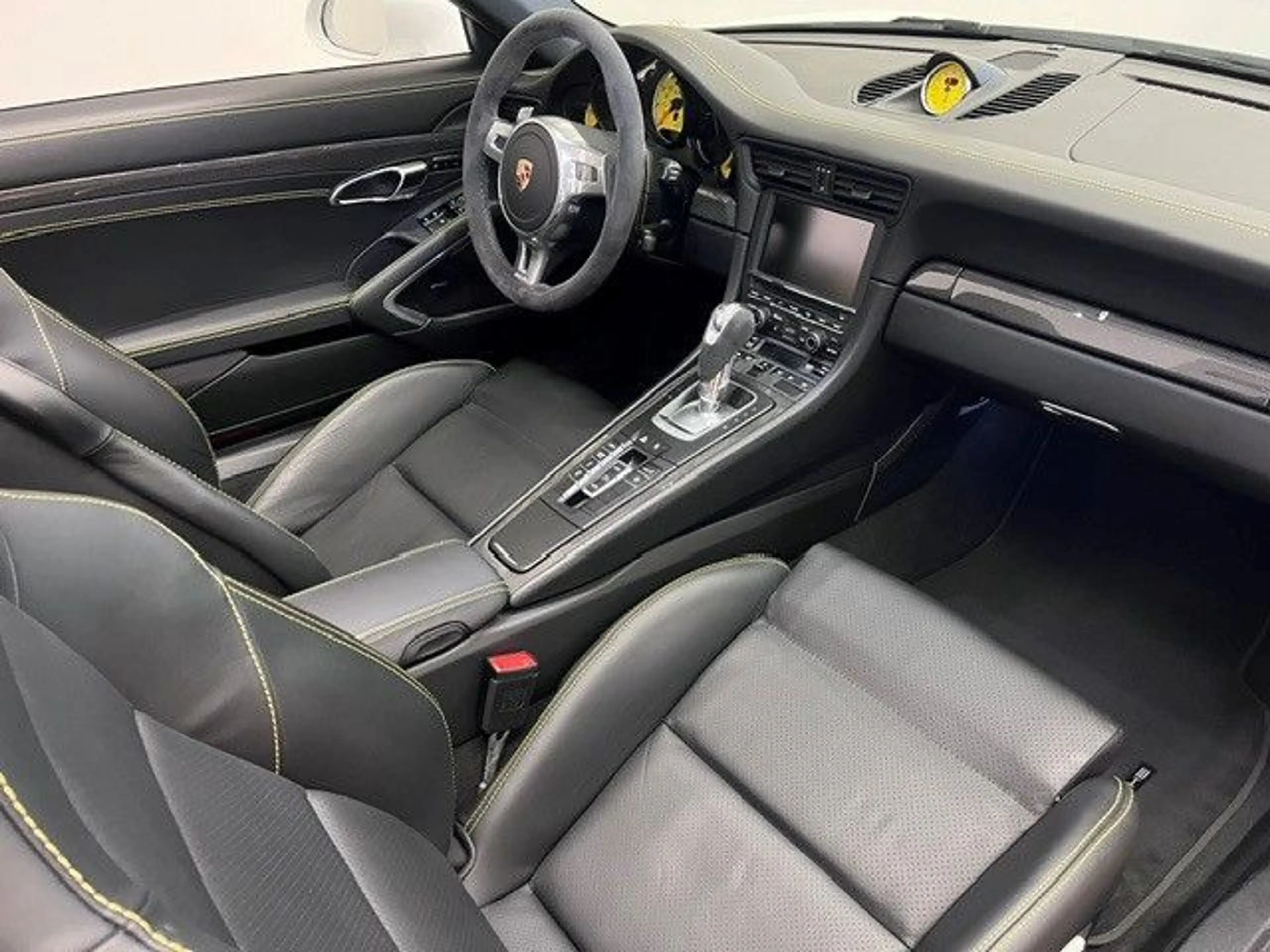 Porsche 991 Turbo Cabriolet, Deutsch, 1. Lack, 9ff, top — photo 4