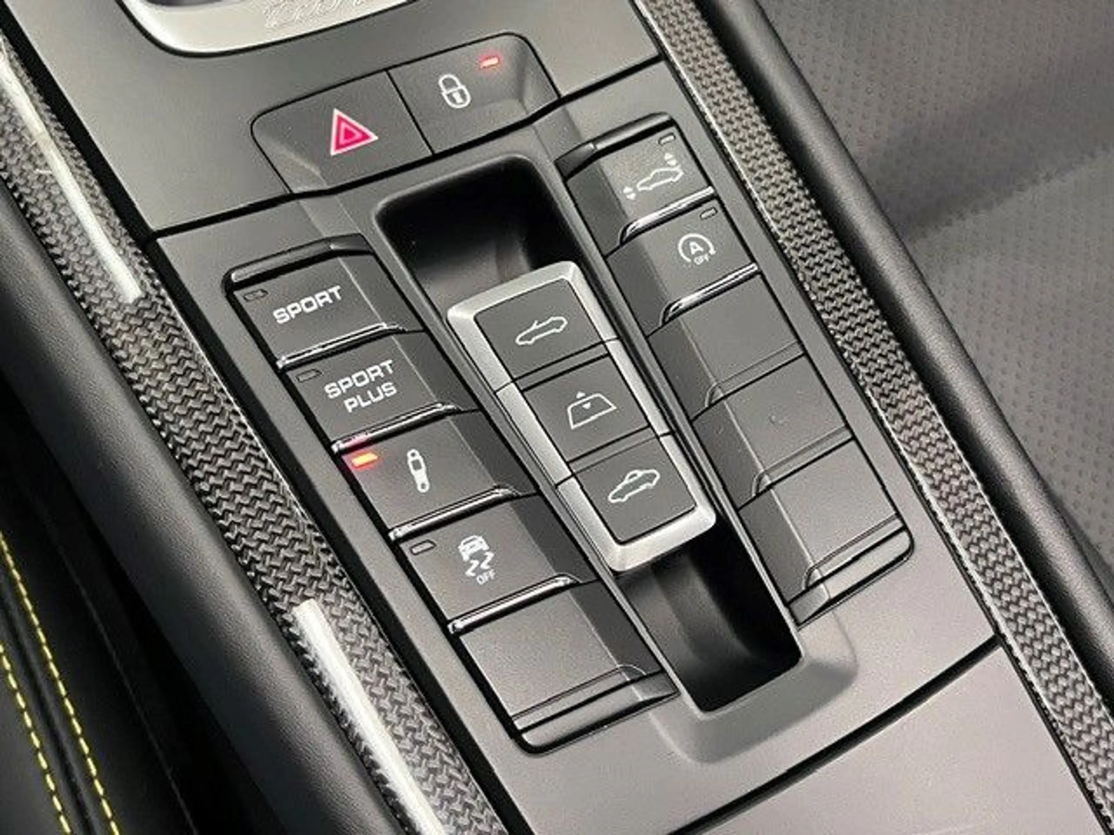 Porsche 991 Turbo Cabriolet, Deutsch, 1. Lack, 9ff, top — photo 11