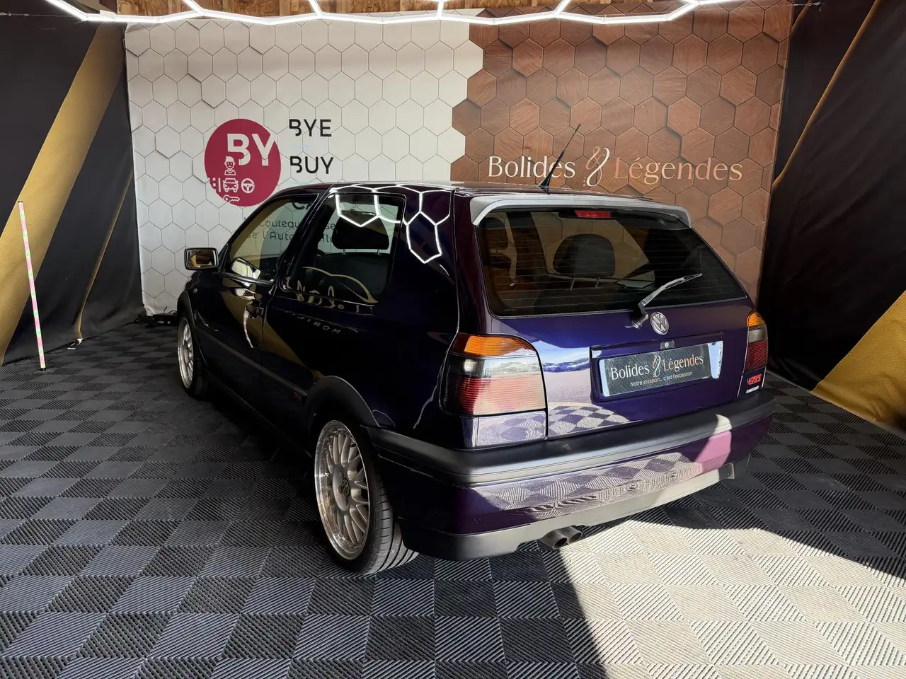 Volkswagen Golf 2.0i - 115 - GTI 20Th Anniversary, foto 2