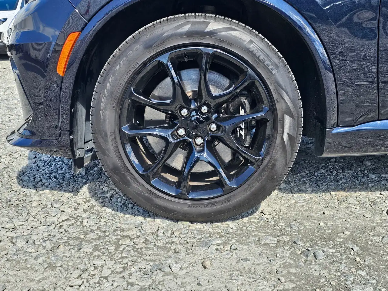 Dodge Durango снимка Dodge Durango