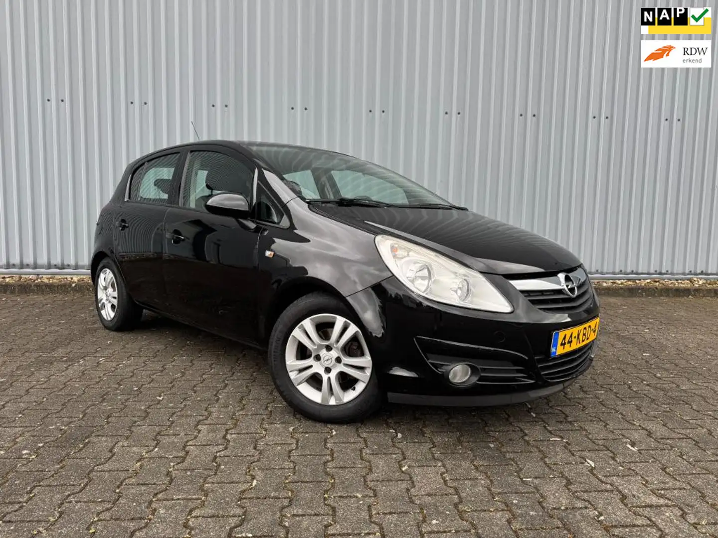 Opel Corsa 1.2-16V Enjoy | AIRCO | CRUISE | LMV Negro - 1