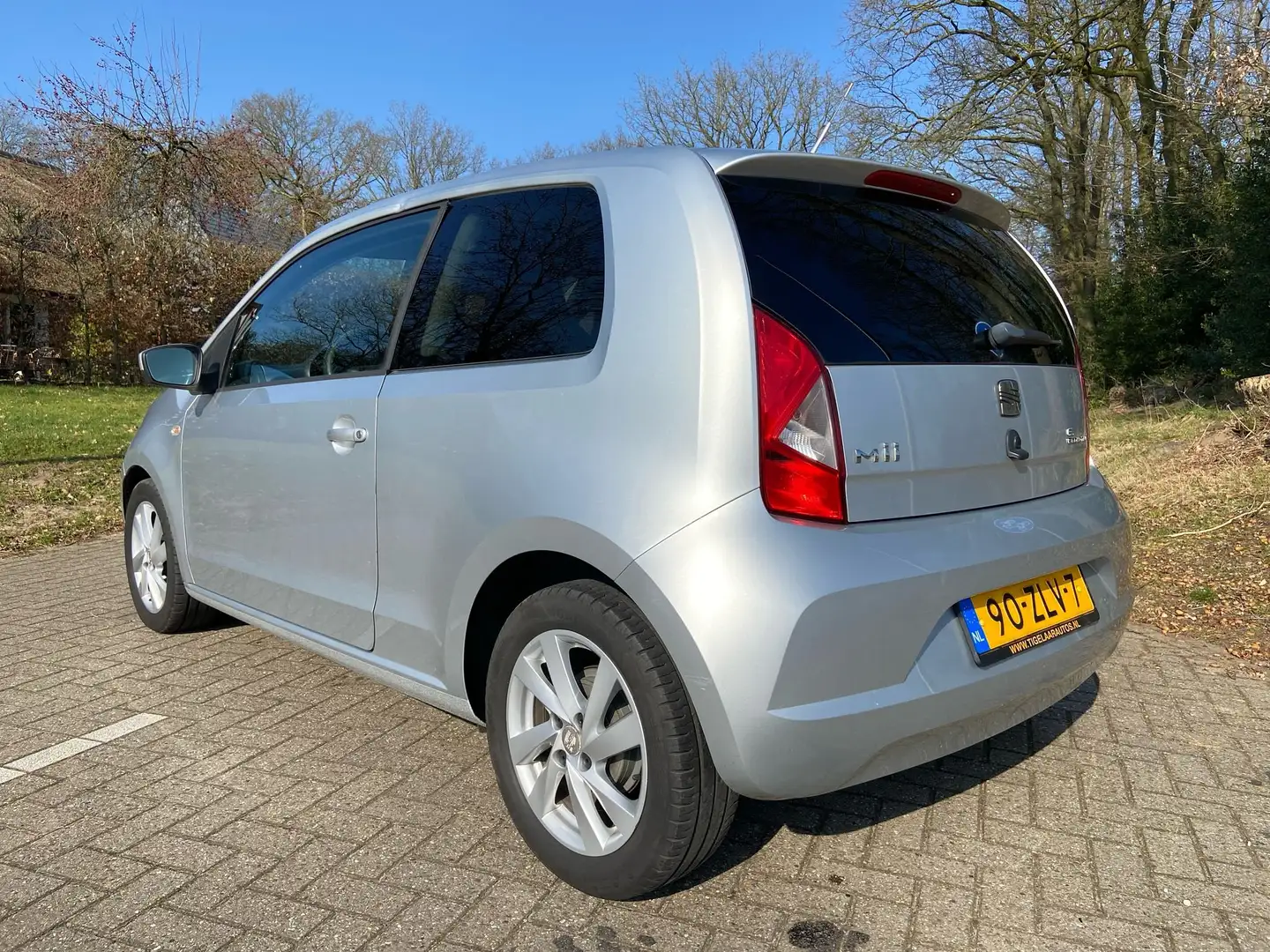 SEAT Mii Mii 1.0 Style Sport, BJ`2013, Airco! Argintiu - 2