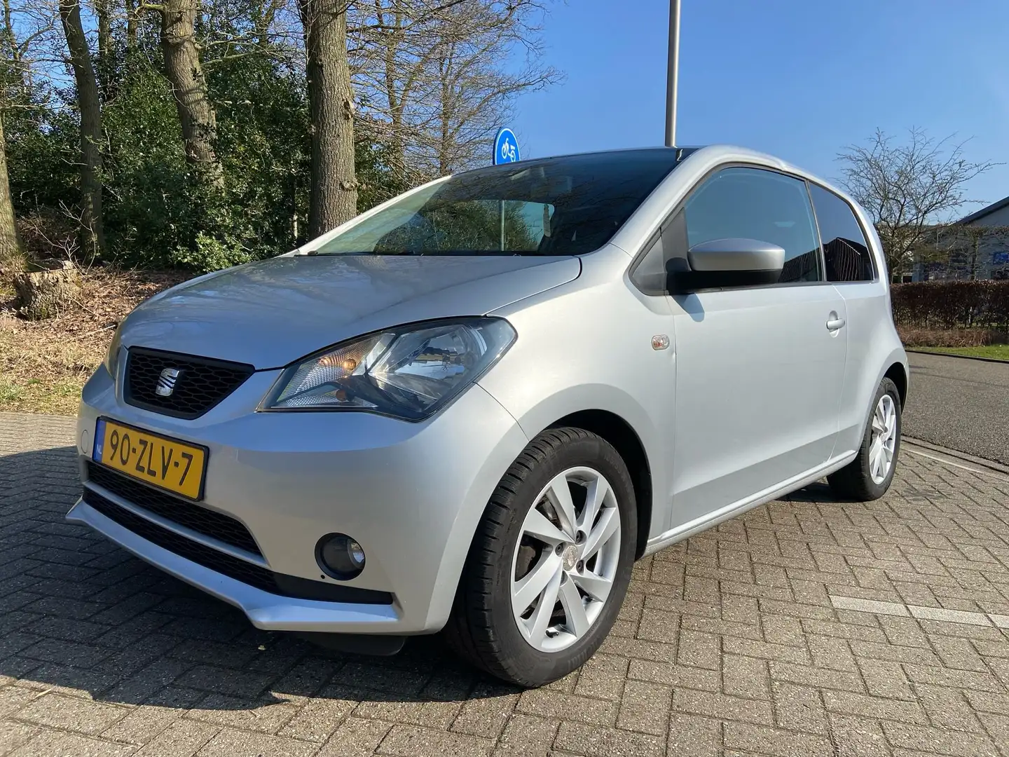 SEAT Mii Mii 1.0 Style Sport, BJ`2013, Airco! Argintiu - 1