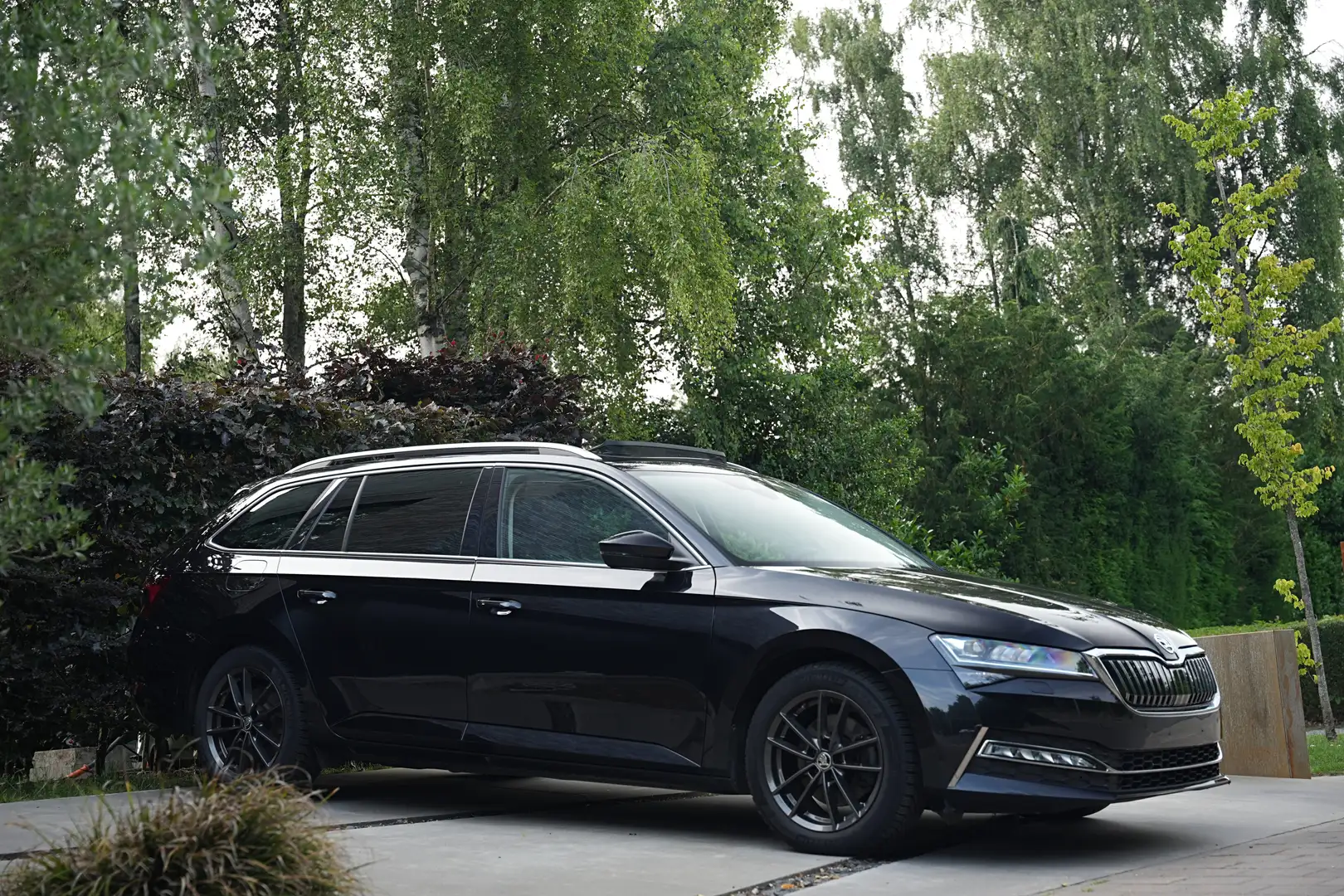 Skoda Superb Combi 1.4 TSI iV DSG Pano/DigiDashCarPlay Noir - 2