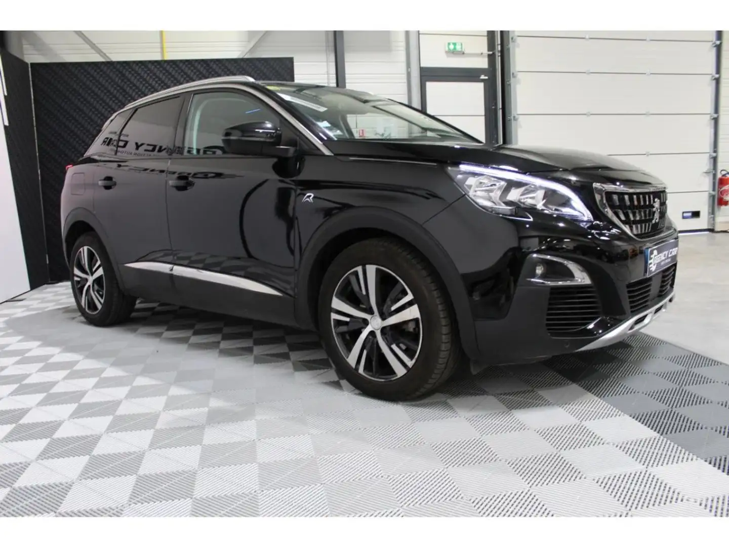 Peugeot 3008 1.5 BlueHDi S&S - 130 II Allure - TOIT OUVRANT - CARPLAY Zwart - 2