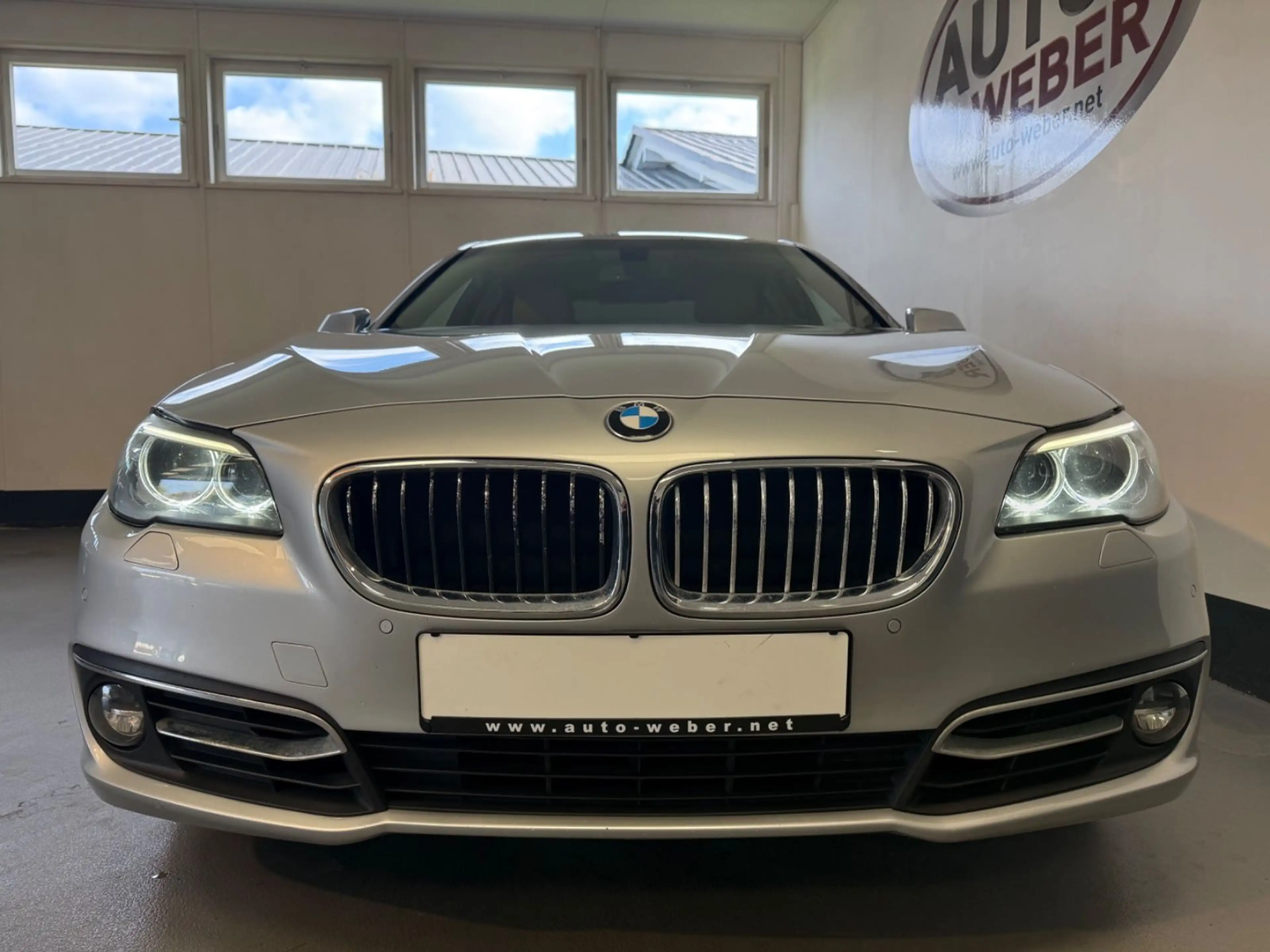 BMW 525 D XDRIVE*AUT*LEDER*NAVI*BT TEL*ALLRAD*XENON* — photo 5