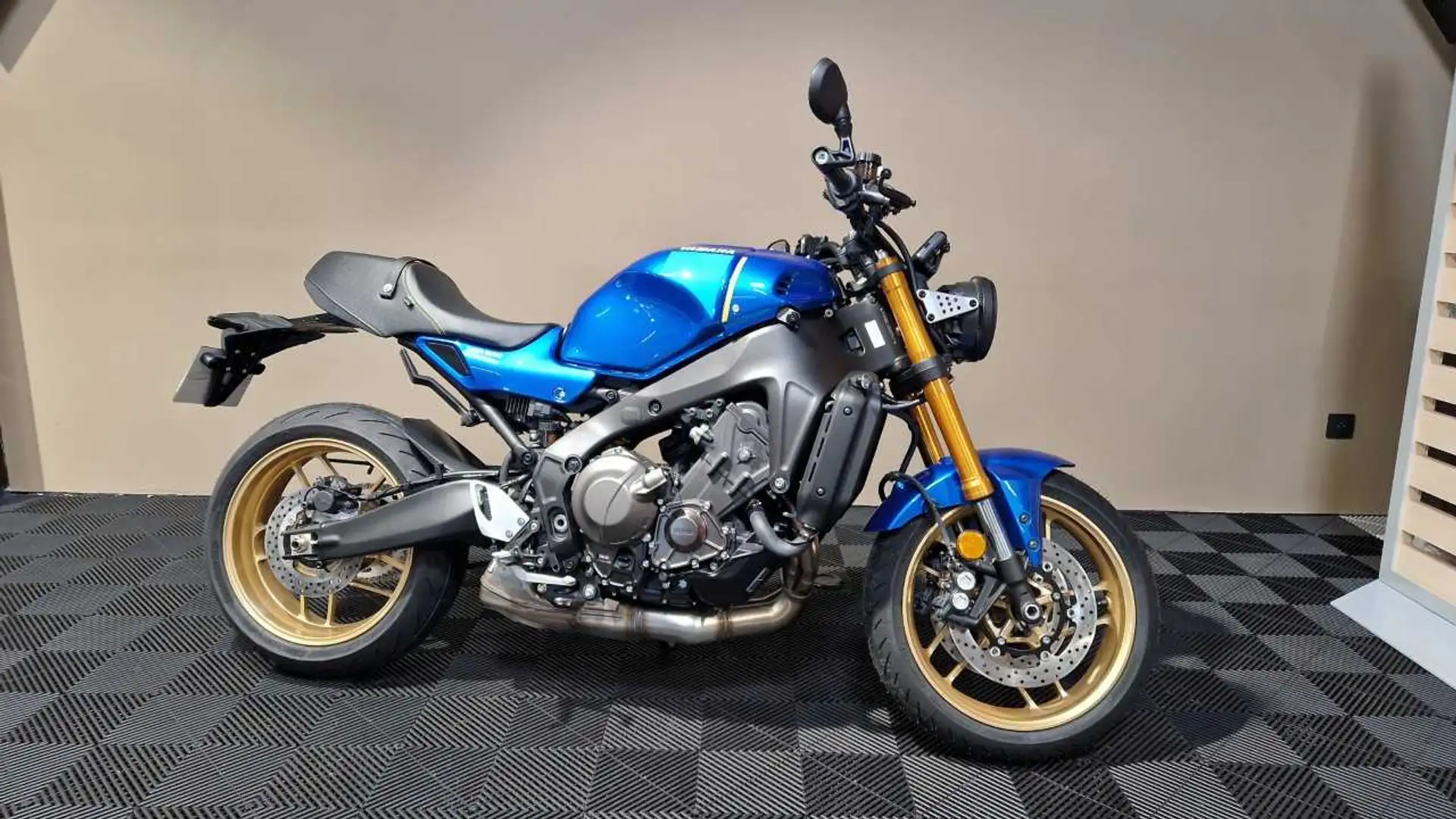 Yamaha XSR 900 Bleu - 1
