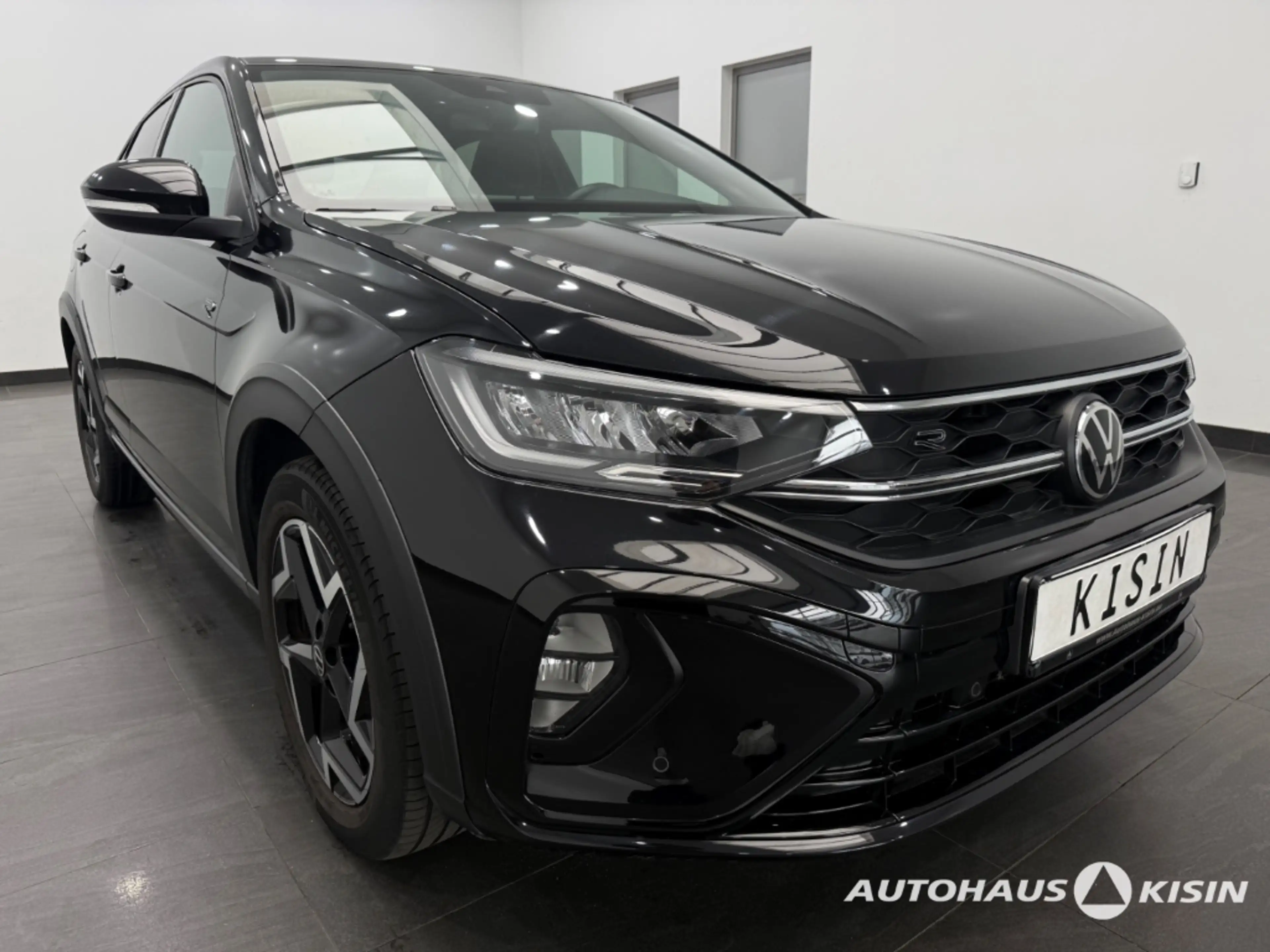 Volkswagen Taigo 1.0 TSI 6-Gang R-Line /Panoramadach /Sportpaket — photo 2