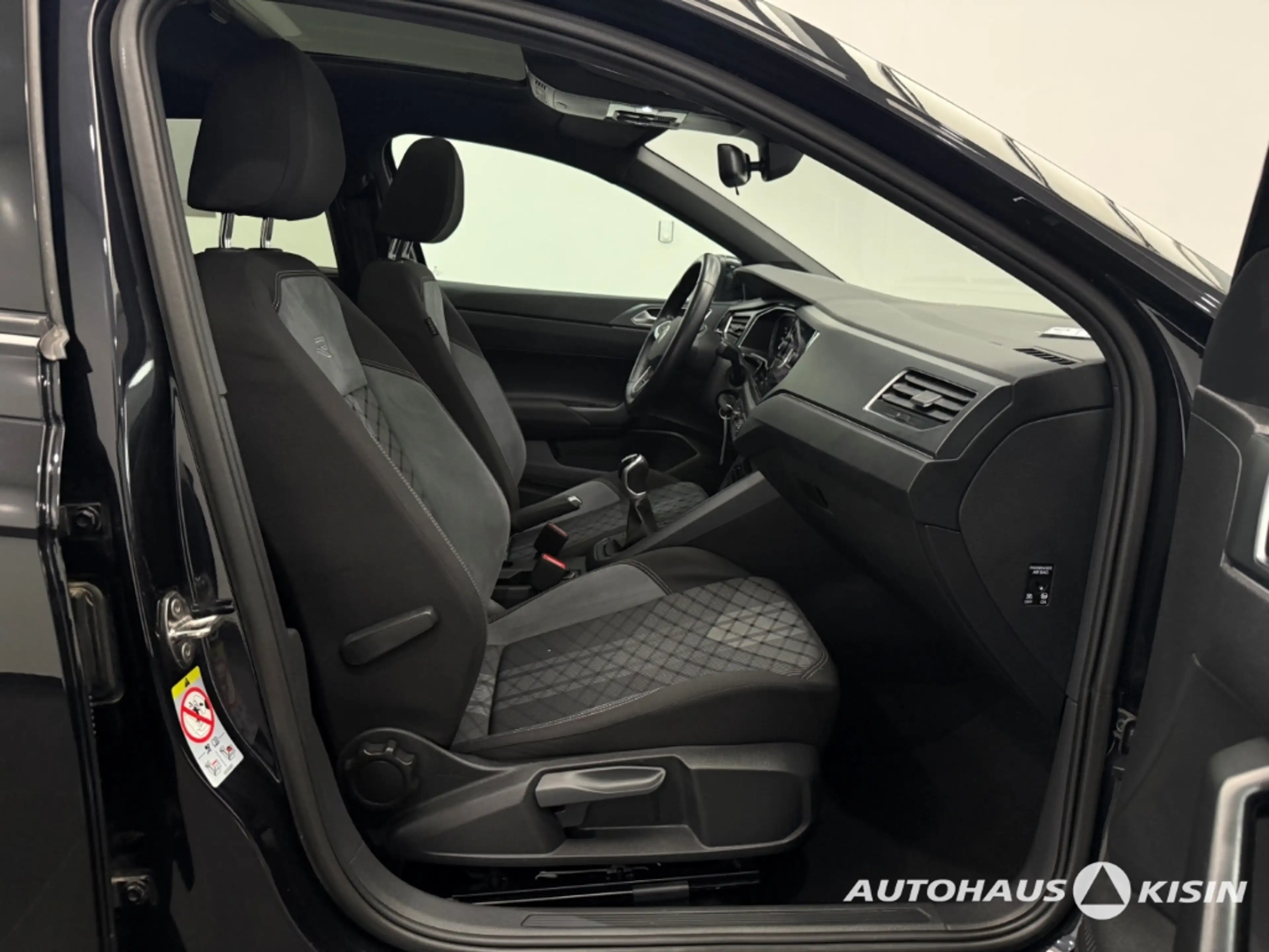 Volkswagen Taigo 1.0 TSI 6-Gang R-Line /Panoramadach /Sportpaket — photo 5