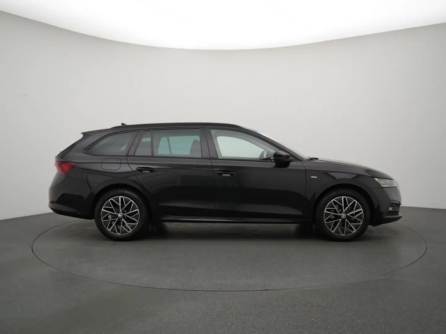 Skoda Octavia Combi Clever NAVI VIRT AHK ACC CARPLA Schwarz - 2