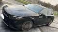 Mercedes-Benz A 250 A 250 e PHEV AMG Line (262ch) Zwart - thumbnail 1