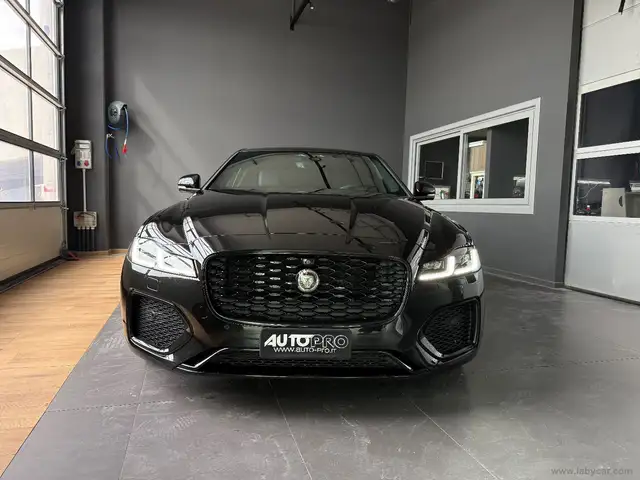 Jaguar XF 2.0 D 204 CV AWD aut. R-Dynamic HSE