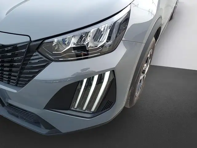 Peugeot 2008 view 9