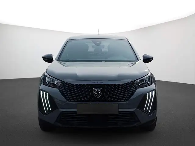 Peugeot 2008 view 2