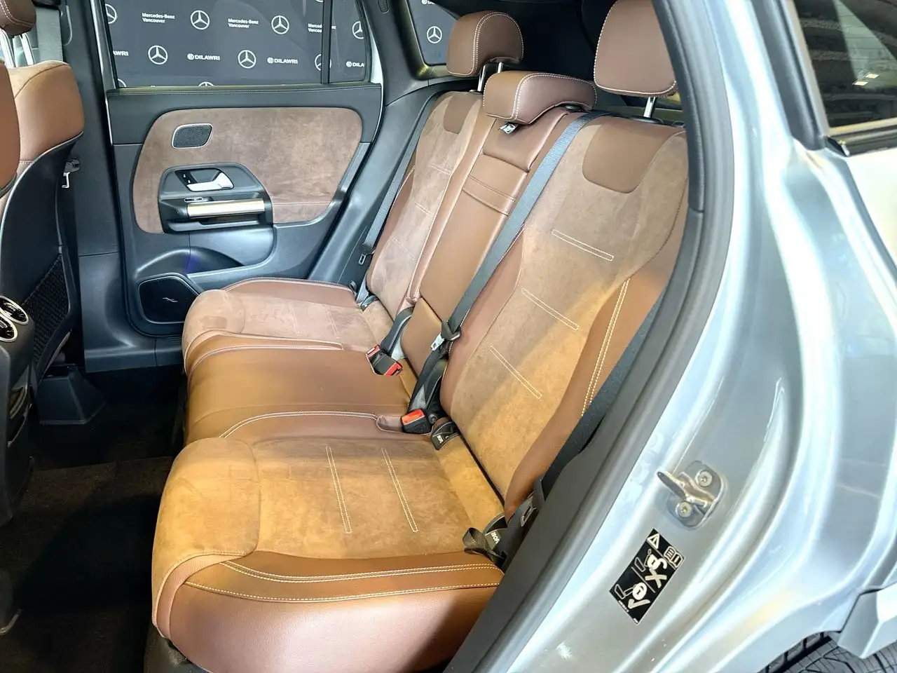 Mercedes-Benz GLA снимка Mercedes-Benz GLA