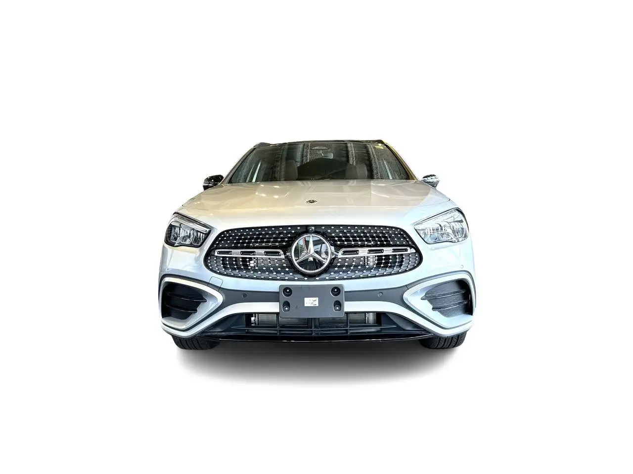 Mercedes-Benz GLA снимка Mercedes-Benz GLA