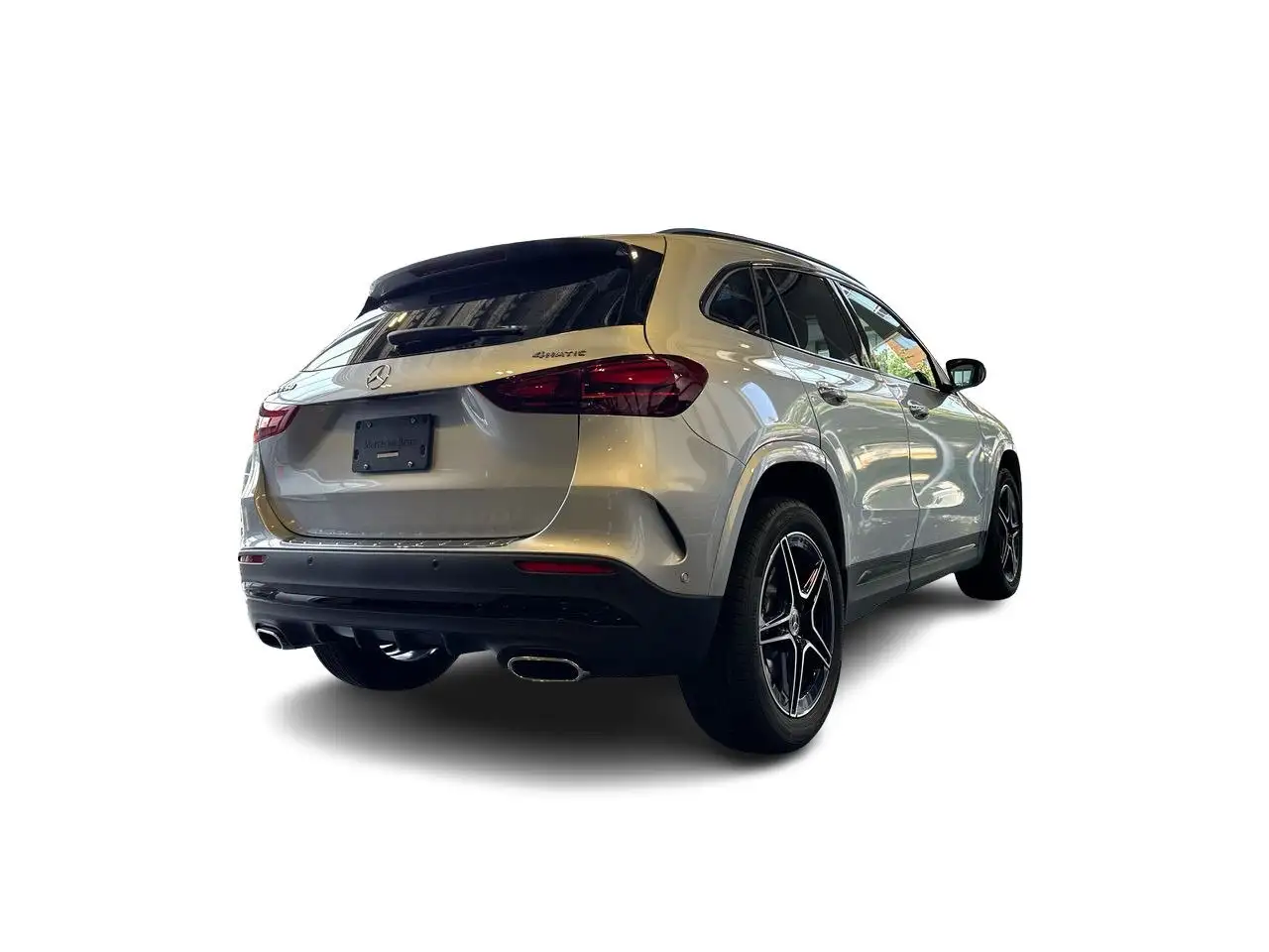 Mercedes-Benz GLA снимка Mercedes-Benz GLA