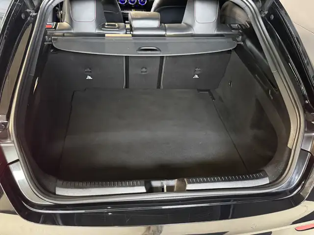 Mercedes-Benz Cla view 10