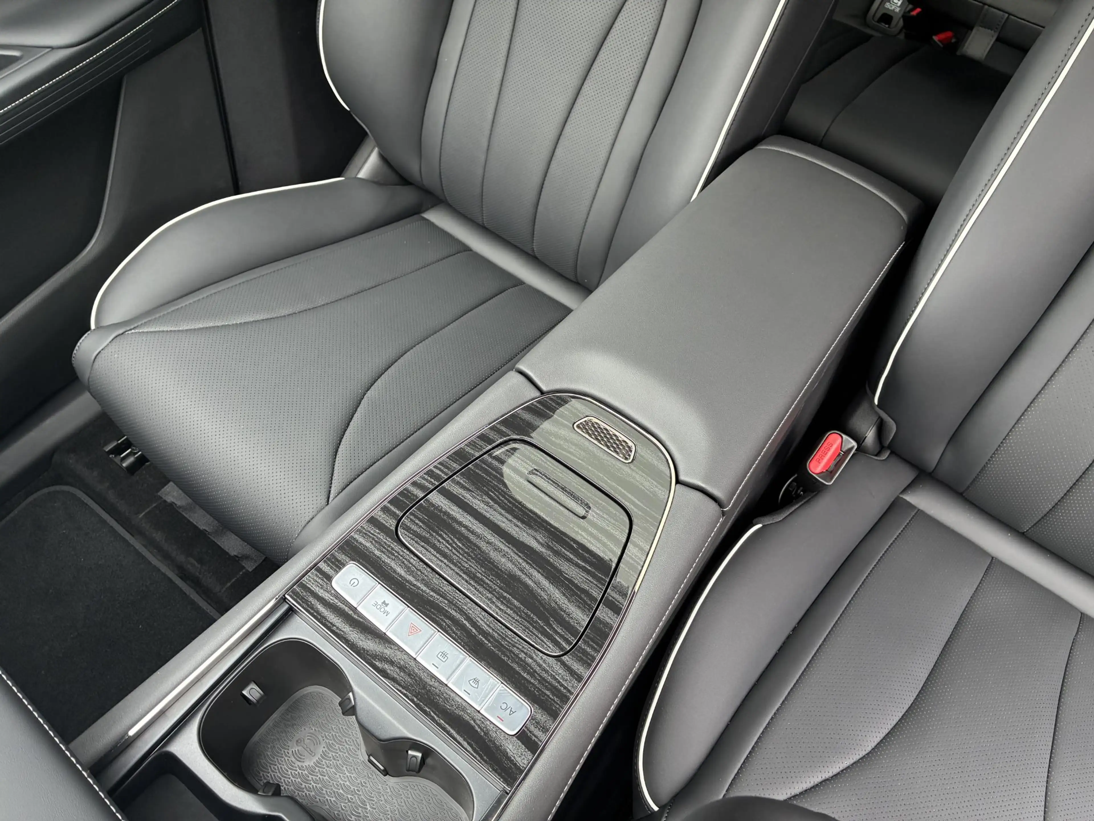 Omoda 5 EV Premium 61 kWh | DEMO |  ECC | Schuif/kanteldak — photo 14