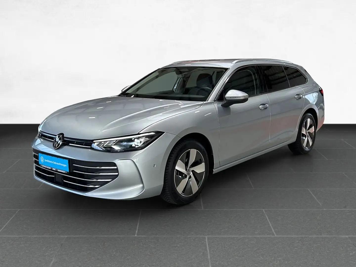 Volkswagen Passat Variant Business 2.0 TDI DSG /AHK/Navi/LED Zilver - 2