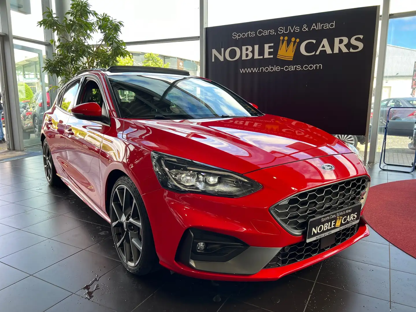 Ford Focus Lim. ST PANO B&O AHK LED Rot - 1