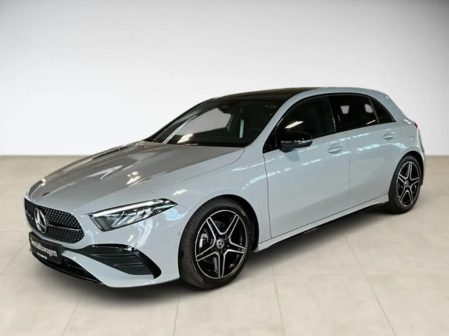 Mercedes-Benz A 180 d AMG Pano Night W-Paket S-Sitz PDC SHZ Grau - 1