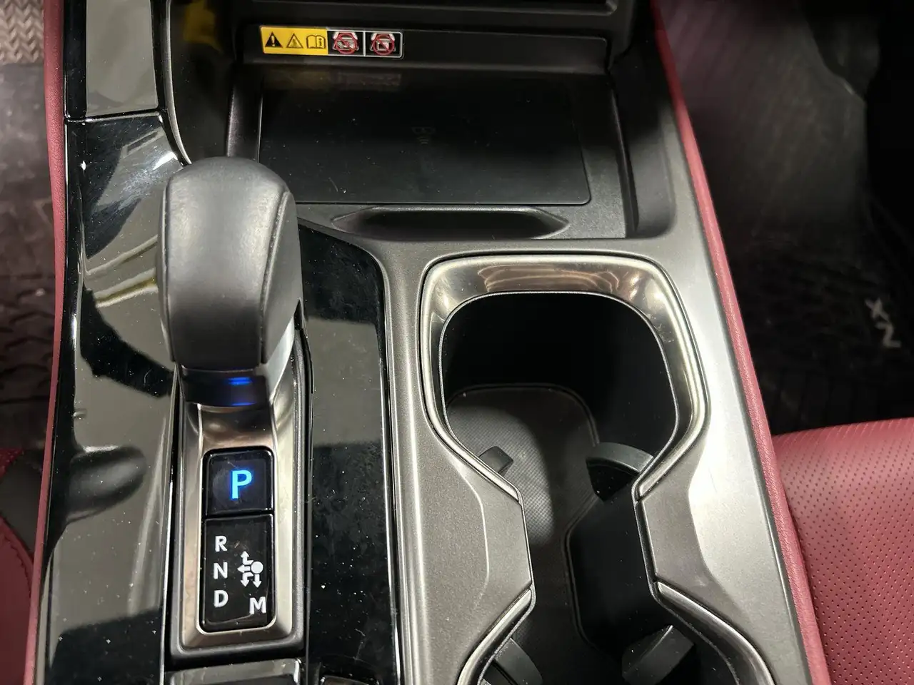 Lexus NX снимка Lexus NX
