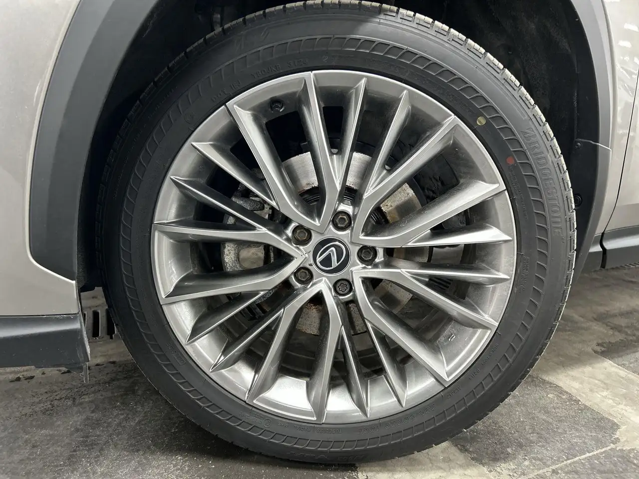 Lexus NX снимка Lexus NX