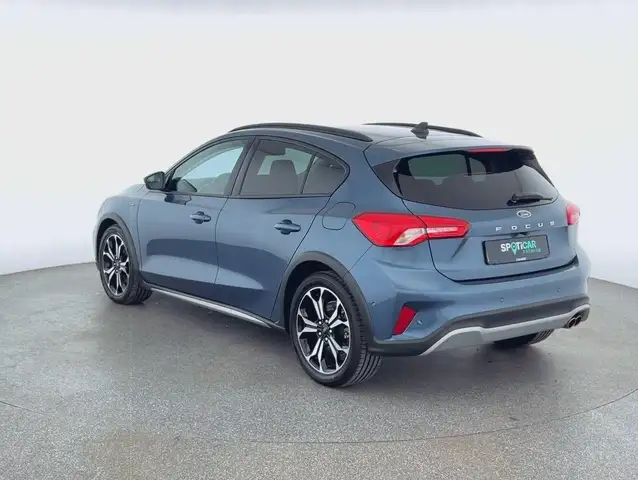 Ford Focus view 5