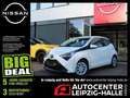 Toyota Aygo 1.0 x-Play Klima DAB Bluetooth USB TÜV neu Weiß - thumbnail 1