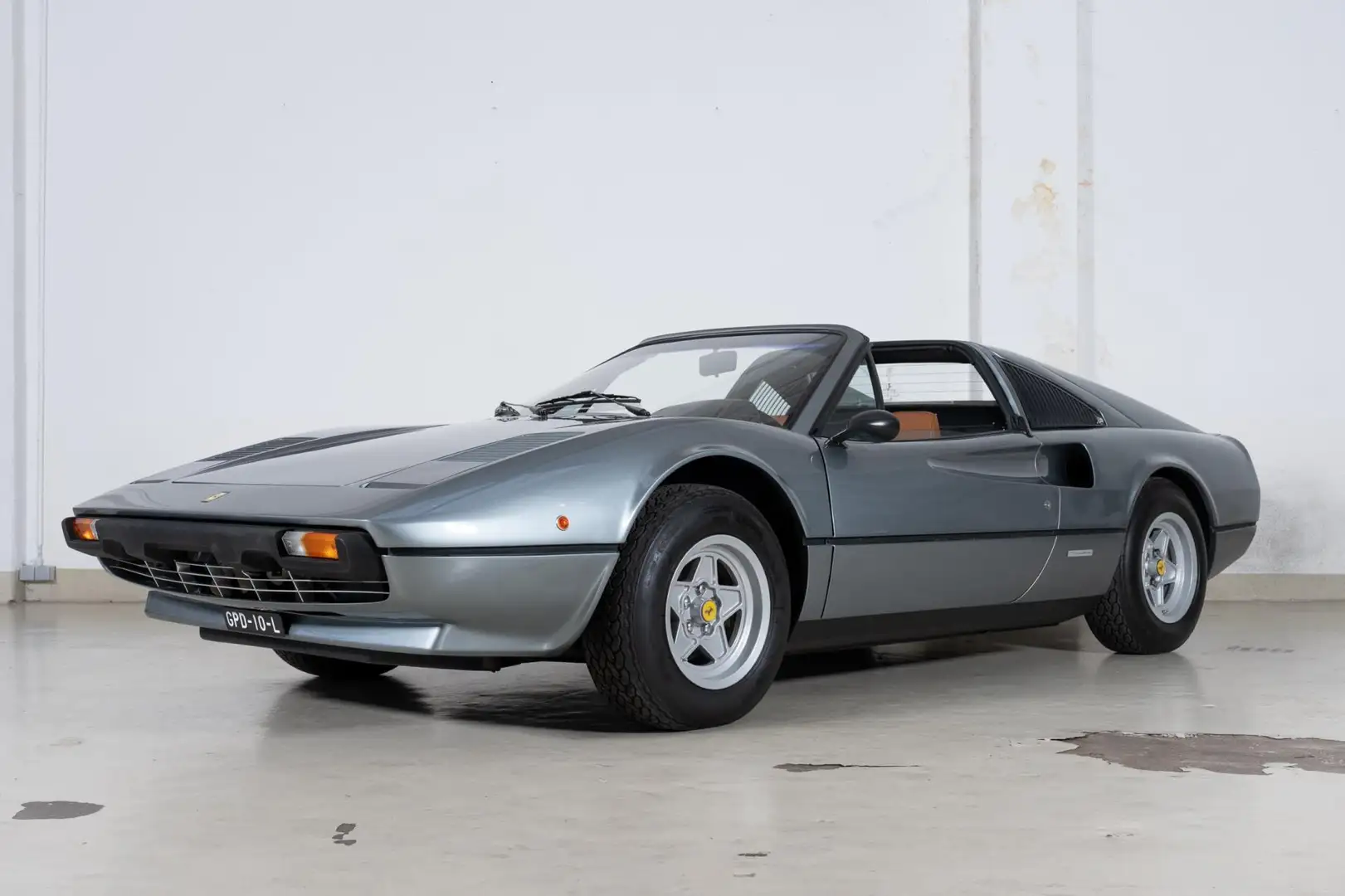 Ferrari 308 GTS - Nut & Bolt Restored - Grigio Fer 700/C - Gri - 1