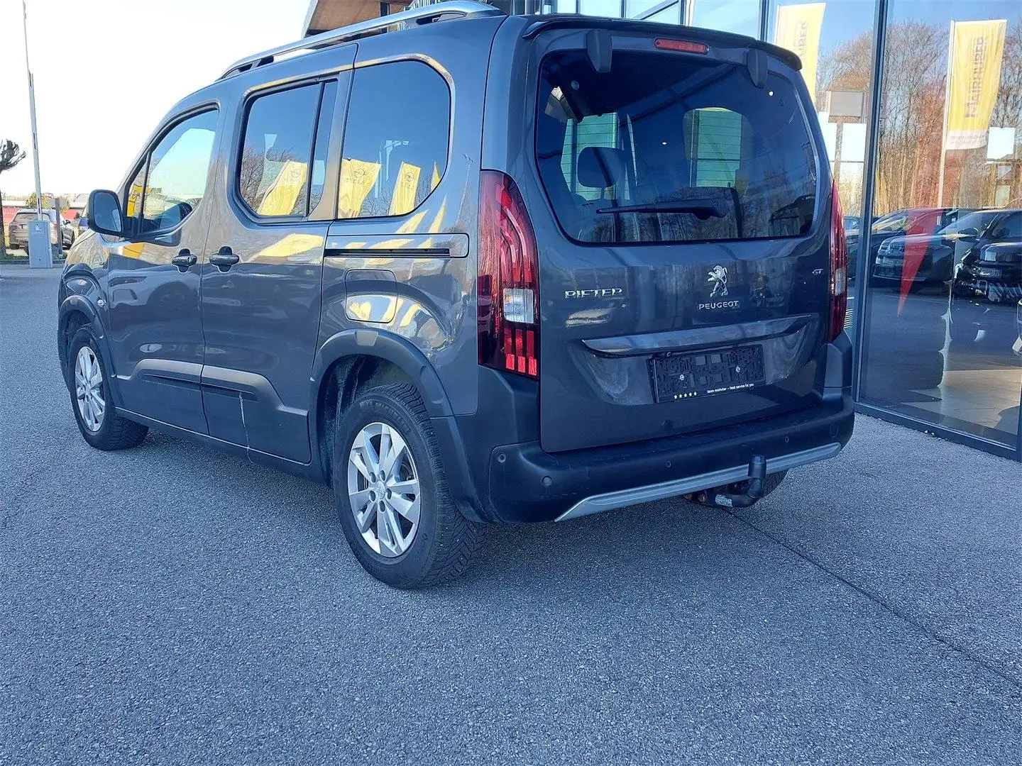 Peugeot Rifter Standard GT BHDI 130 Grau - 2