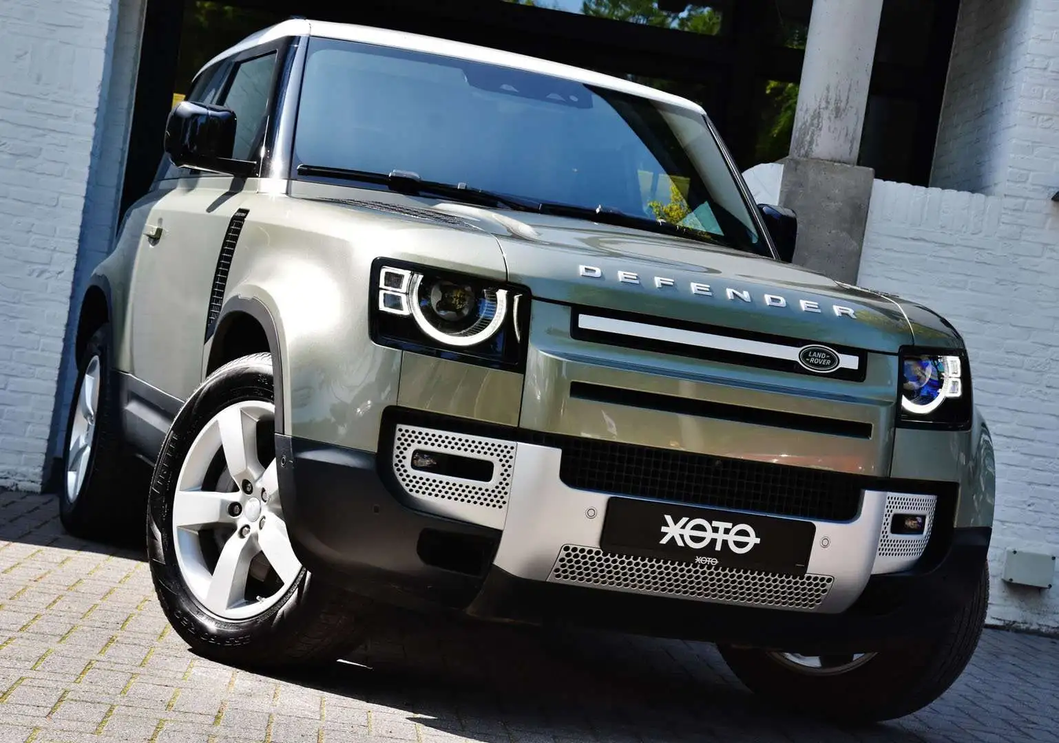 Land Rover Defender 90 3.0D D250 FIRST EDITION ***LICHTE VRACHT*** Vert - 2