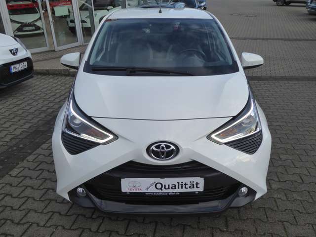 Toyota Aygo x-play Team D