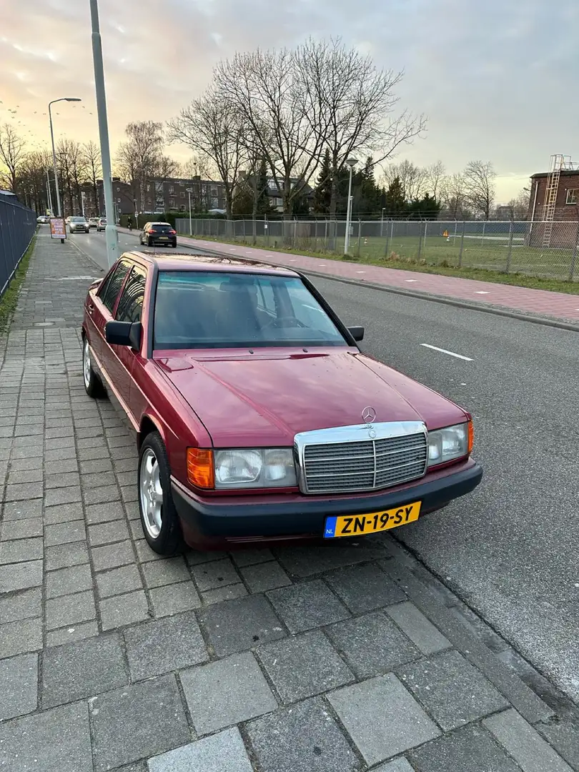 Mercedes-Benz 190 1.8 E U9 Kırmızı - 1