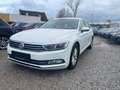 Volkswagen Passat Variant Comfortline BlueMotion im gepflegten Zustand Weiß - thumbnail 1