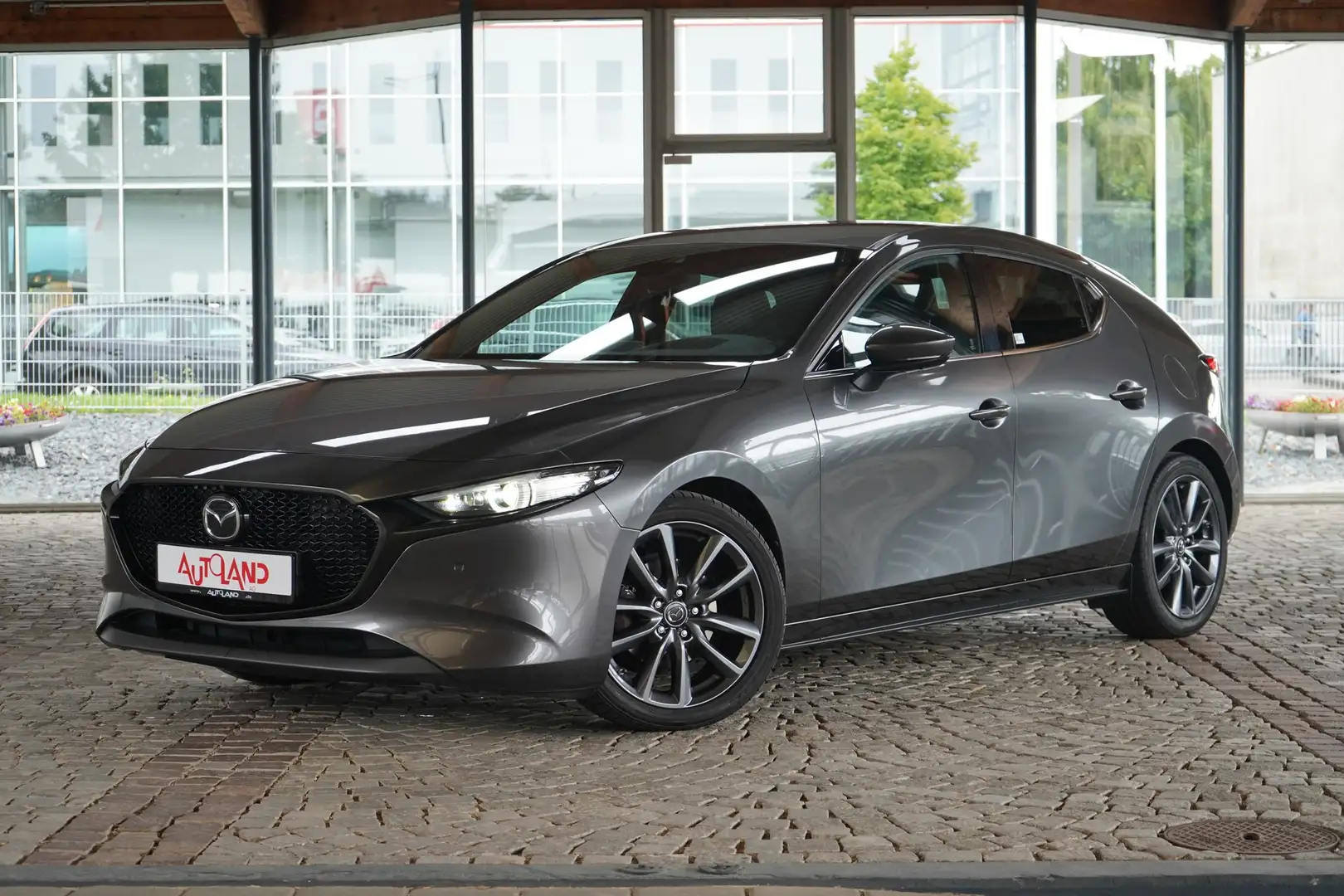 Mazda 3 2.0  SKYACTIV-G M-Hybrid Totwinkel Head-Up LED Grau - 2