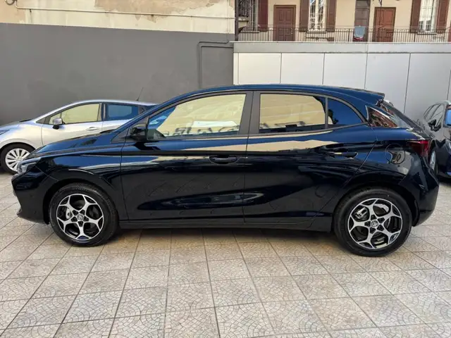 MG MG3 view 5