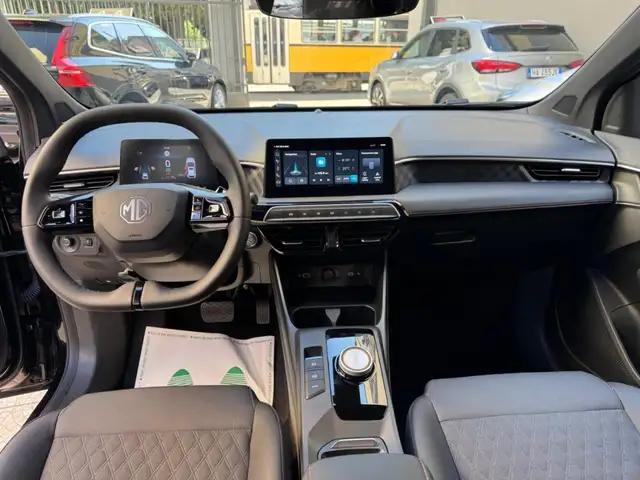 MG MG3 view 9